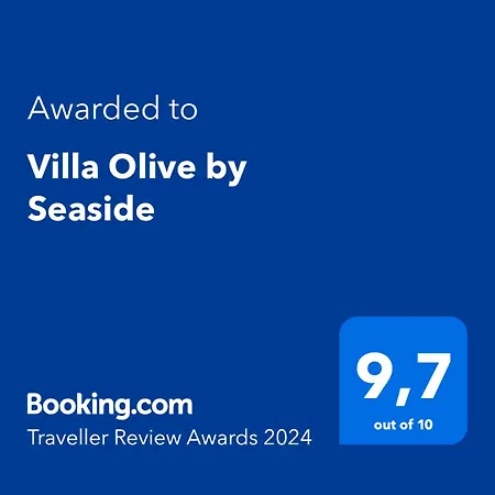Olive By Seaside Villa Planos