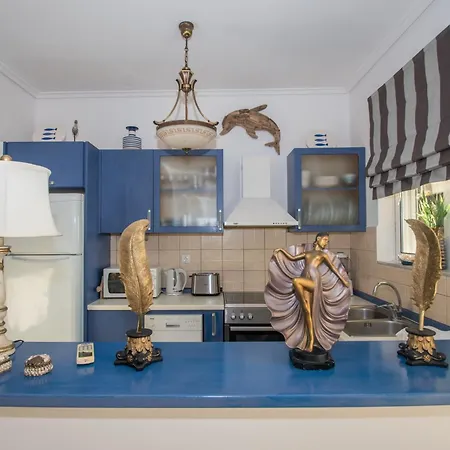 Olive By Seaside Villa Planos